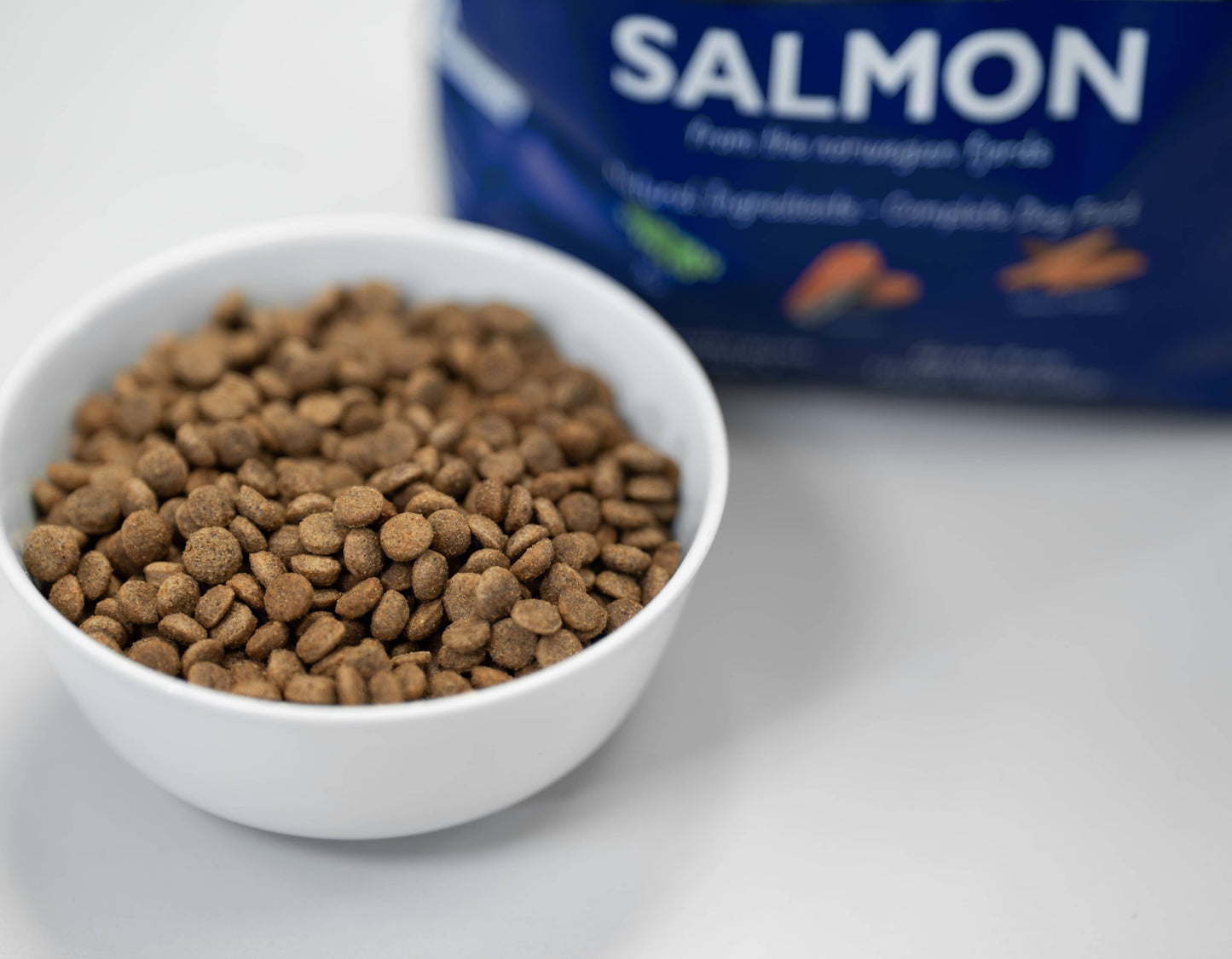 Ração Seca 100% Natural Salmão para Cães - Croquete Regular